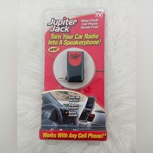 Jupiter Jack turn your car radio into a speakerphone.
